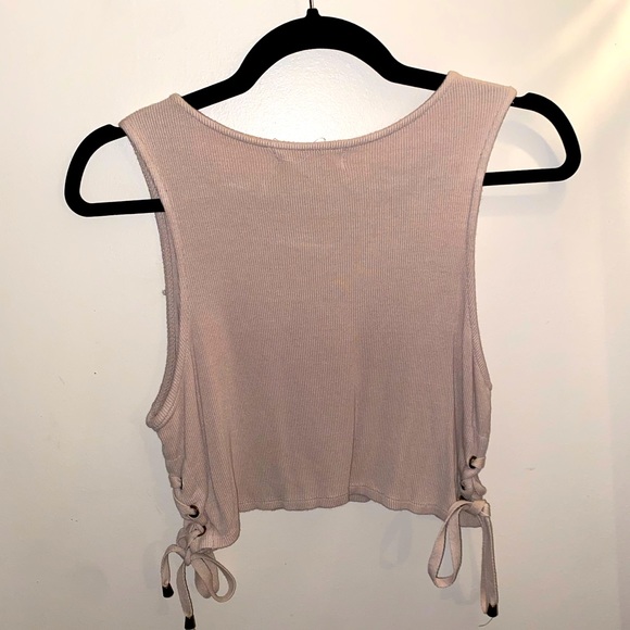 Beige crop top - Picture 2 of 4